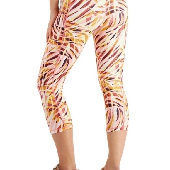 𝅺women's Ideology Performance Compression Printed Cropped Leggings-NWT - Picture 4 of 5